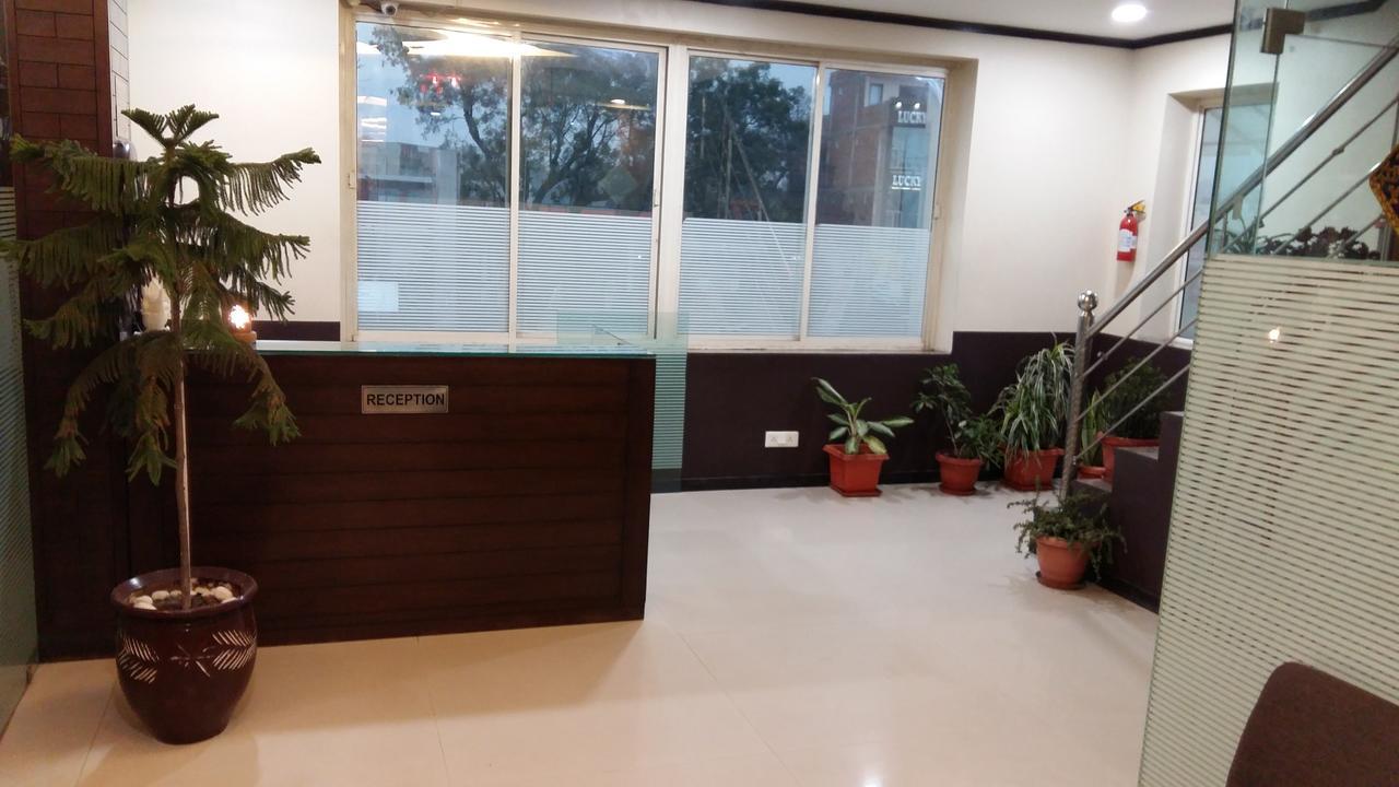 Wind Cross Hotel Kalka Luaran gambar